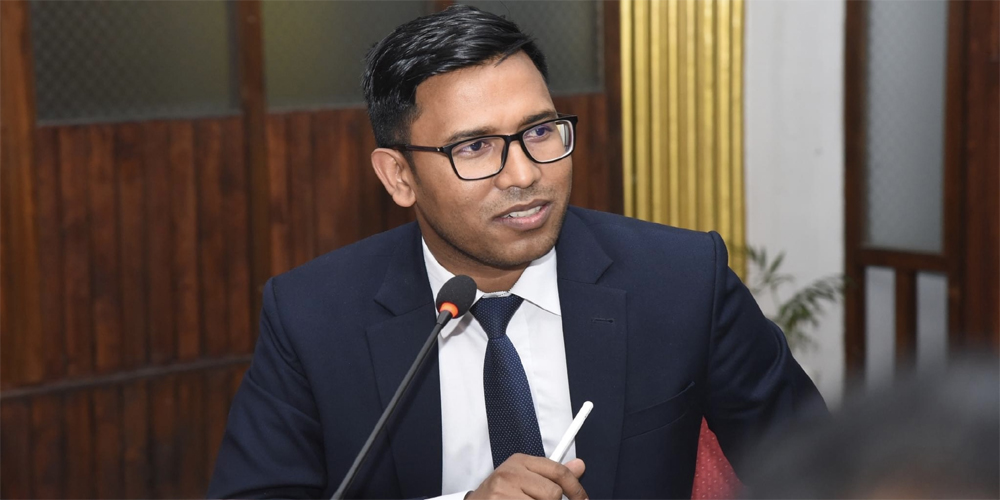 ६ सहसचिवको सरुवा, प्रदीप परियार प्रधानमन्त्रीको निजी सचिव नियुक्त