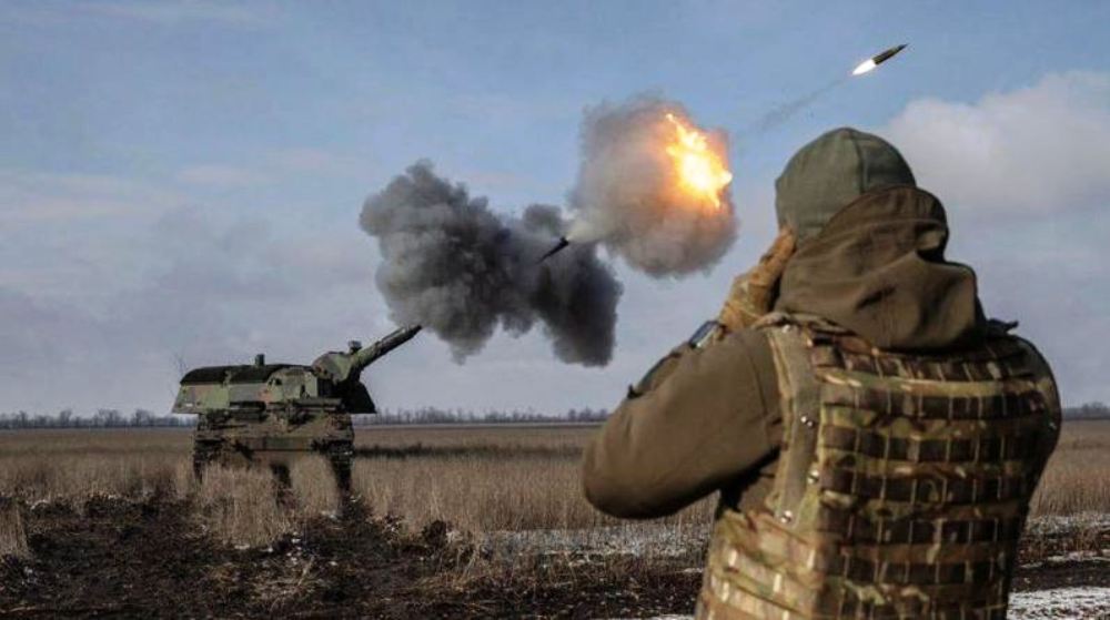 युक्रेनमा राजनीतिक उतारचढावका बीच रुसको भीषण आक्रमणविरुद्ध तयारी