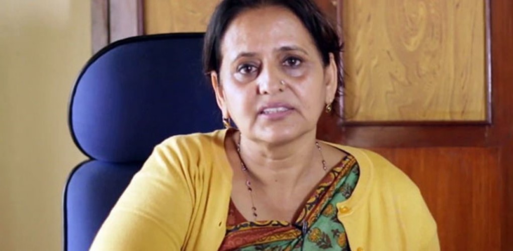 महान्यायाधीवक्ता सविता भण्डारी ट्रान्सपरेन्सी इन्टरनेशनल नेपालबाट निलम्बित