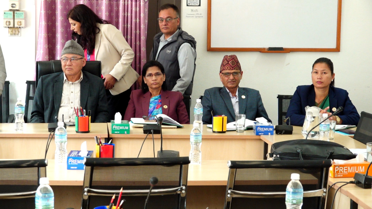 नेकपा एमालेद्वारा २१ सदस्यीय संसदीय बोर्ड गठन